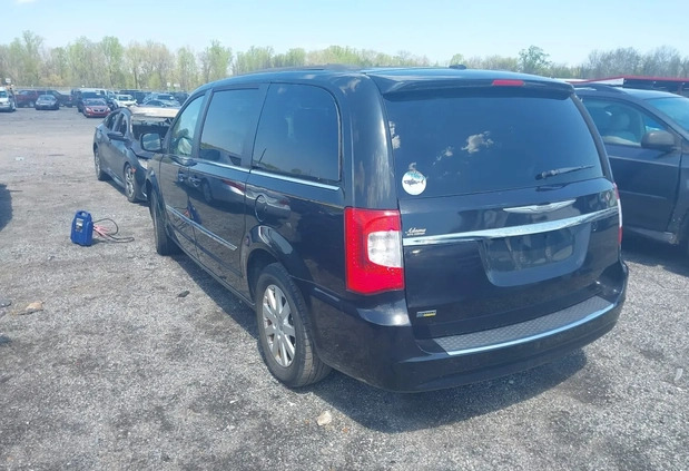 Chrysler Town &amp; Country cena 33000 przebieg: 145441, rok produkcji 2014 z Rzgów małe 37